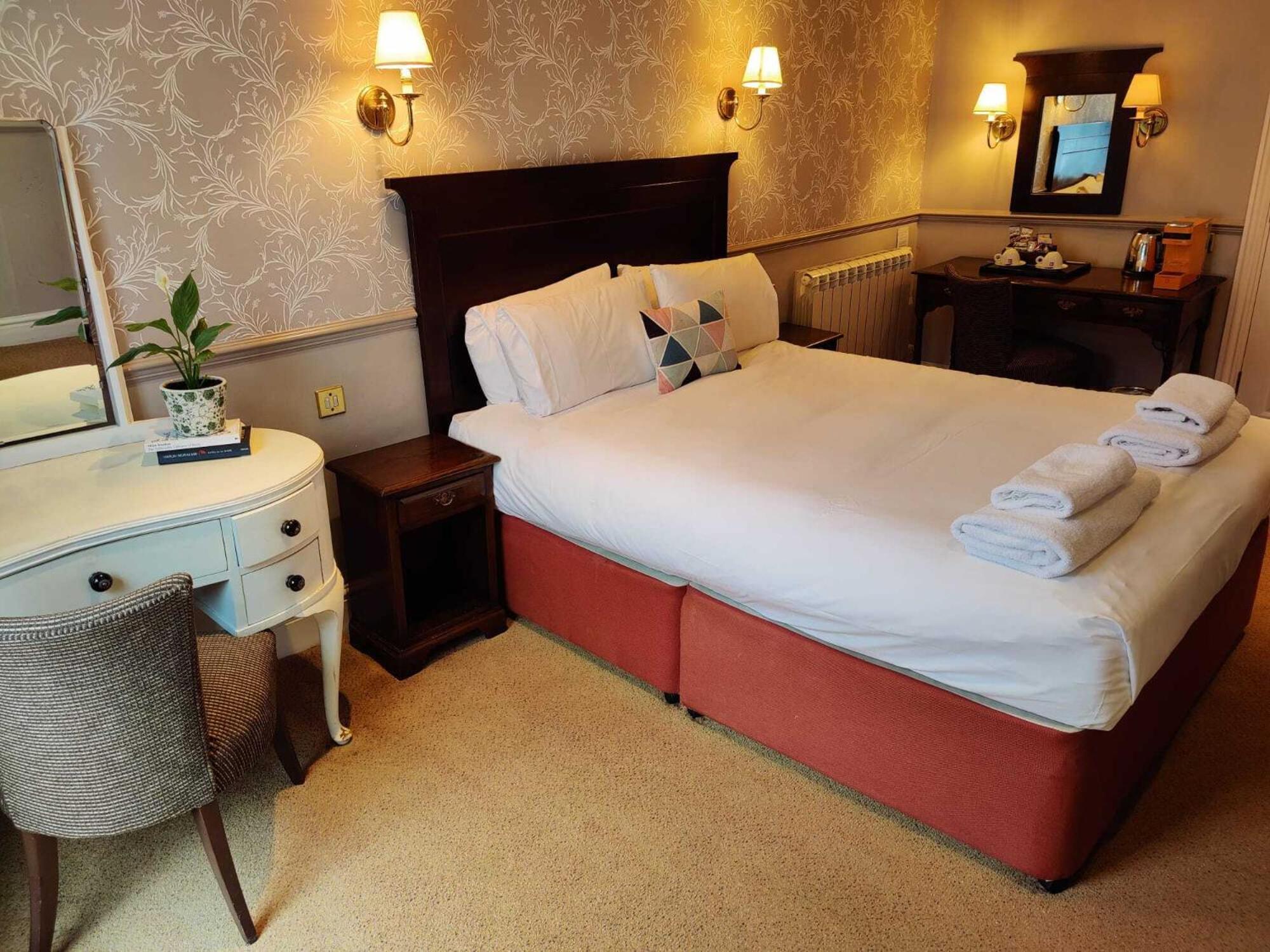 The Crown Hotel Framlingham Room photo