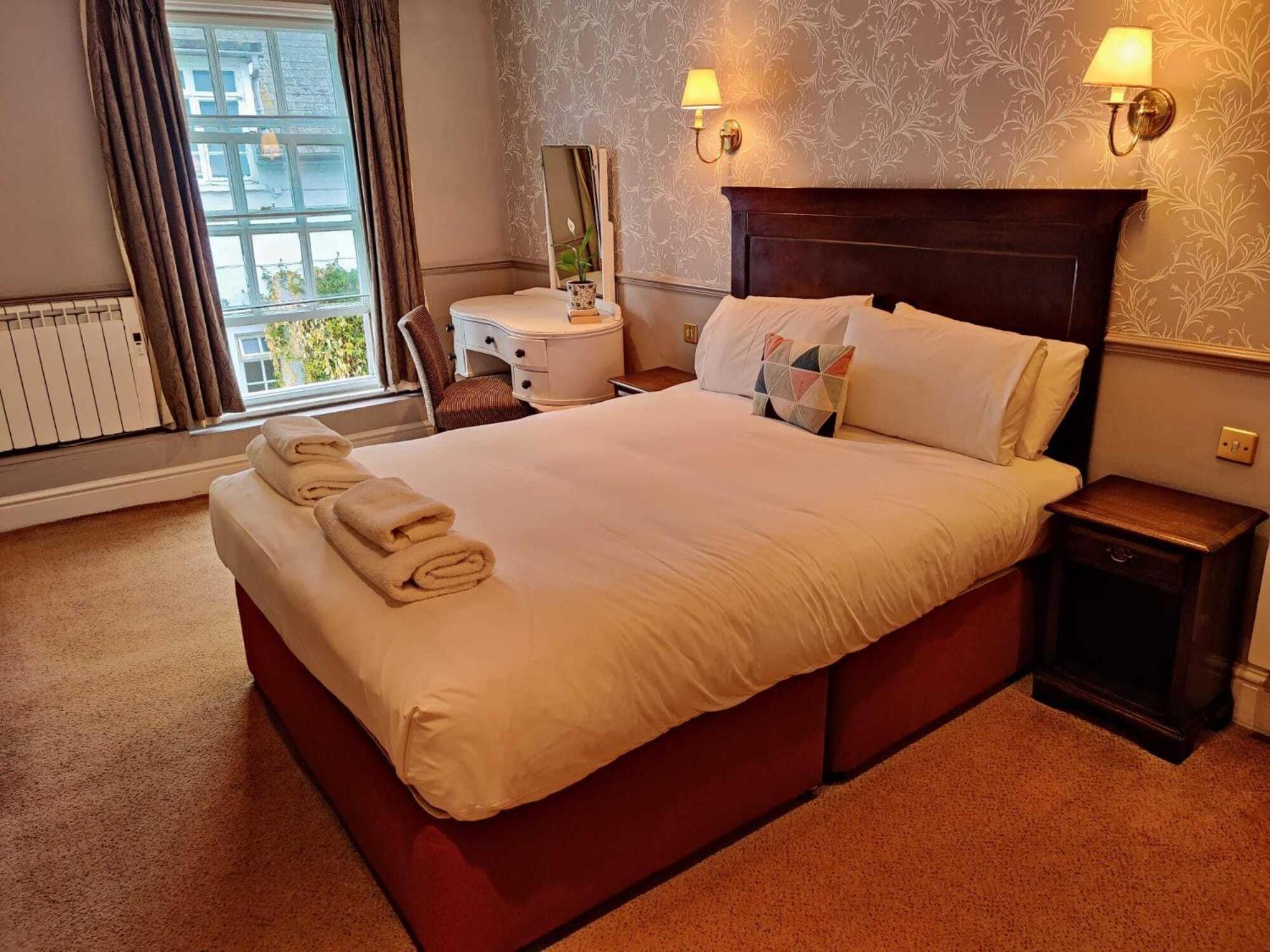 The Crown Hotel Framlingham Room photo